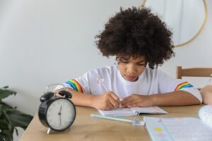 تنظيم الوقت عند الأطفال