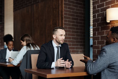 التوعية في العمل عن ظروف الأباء-كلنا أمهات